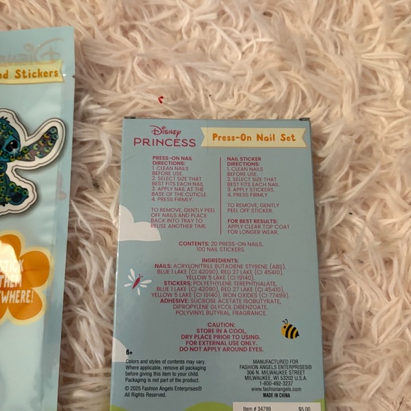 Disney Diamond Sticker Set Stitch & Princess Press On Finger Nail Set NEW Belle - Picture 6 of 6